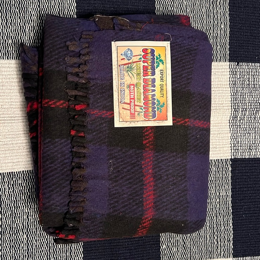 🆕 blanket/throw - made in India